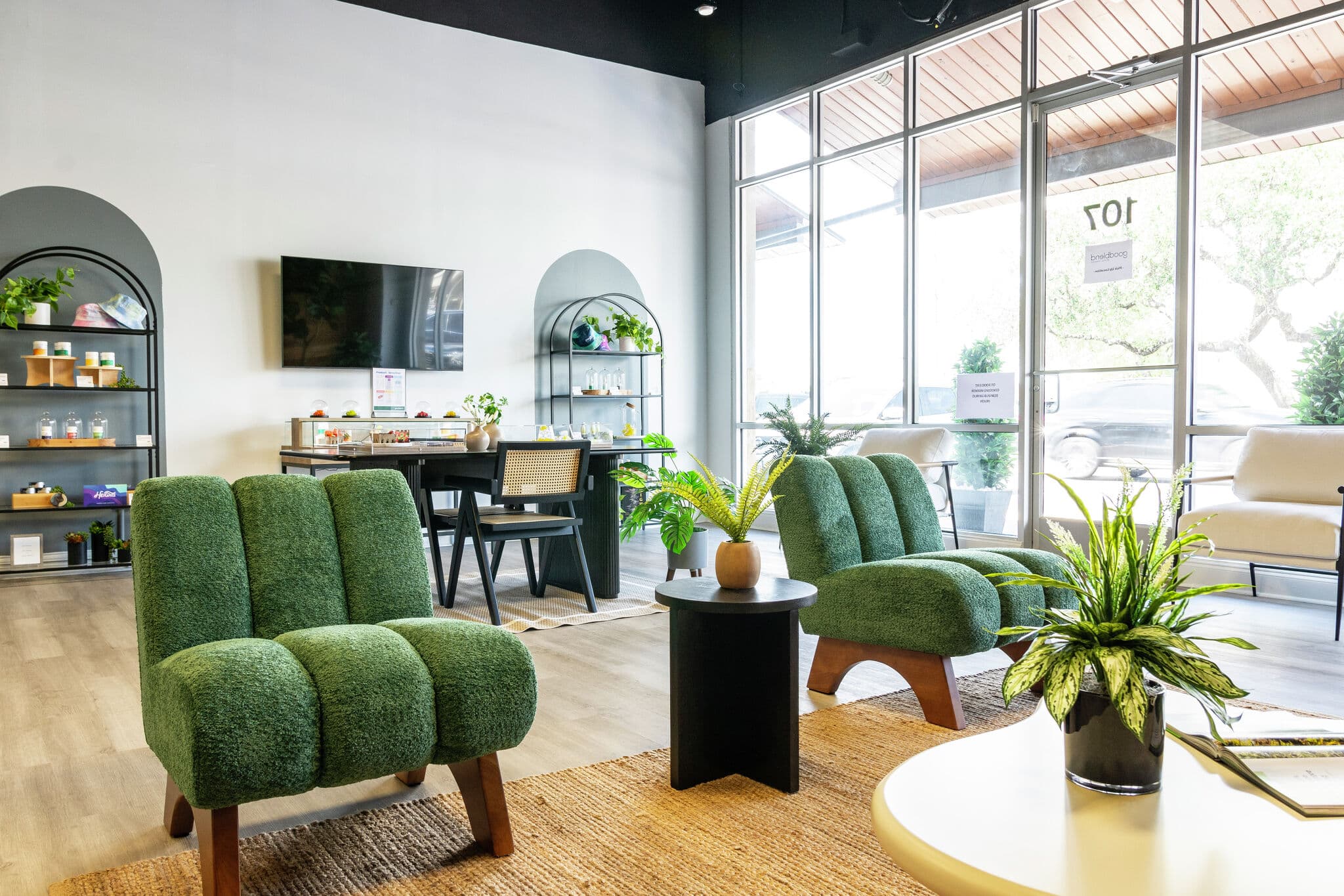 Texas medical marijuana dispensary offering same-day pickup, expanding access