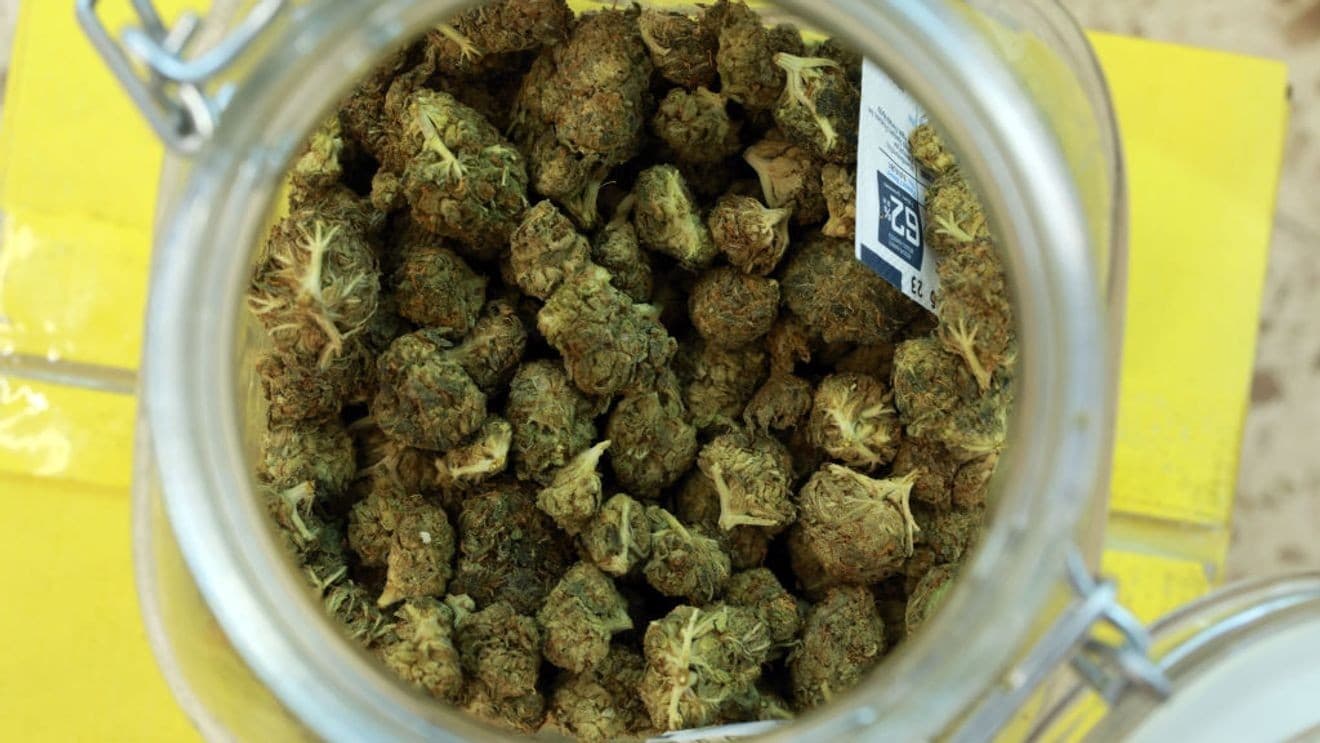 Arkansas DFA Regulatory Division seizes nearly 6,000 illegal hemp-THC products